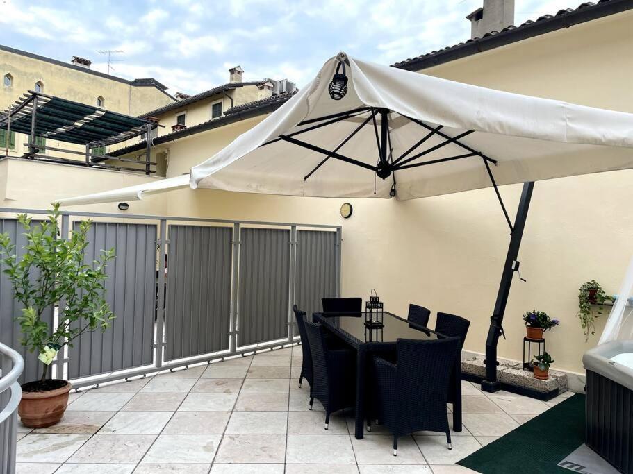 L'Appartamento Di Giulietta Verona Bagian luar foto